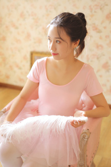 看美女PP日出水了