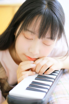 女主播琪琪黄鳝