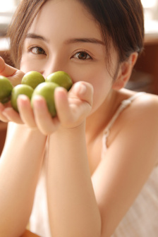 一边亲着一面膜下面怎么回事